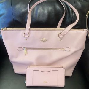 Authentic Pink Coach Tote w/ Wallet